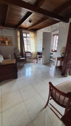 Imagem Casa com 3 Quartos à Venda, 300 m² em Teresópolis - Porto Alegre Imagem Casa com 3 Quartos à Venda, 300 m² em Teresópolis - Porto Alegre