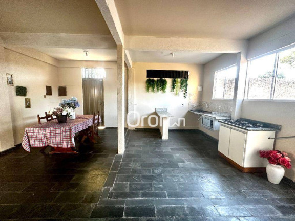 Imagem Sobrado com 3 Quartos à Venda, 306 m² em Vila Morais - Goiânia