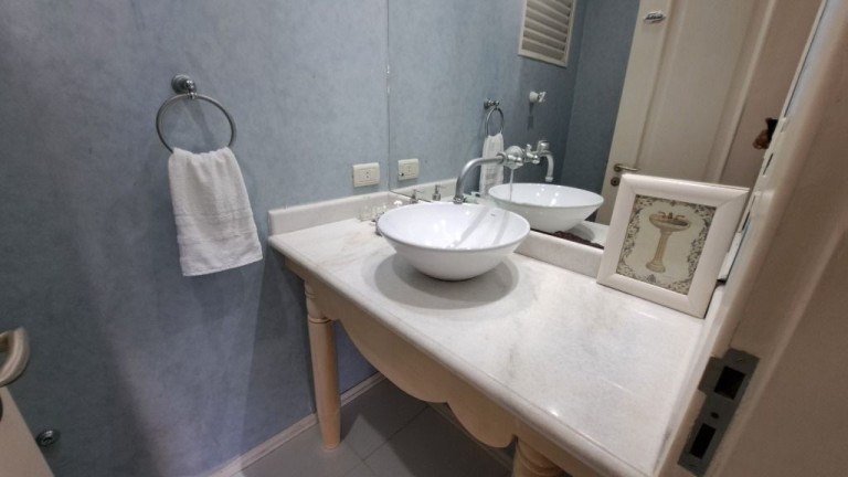 Imagem Apartamento com 4 Quartos à Venda, 250 m² em Pitangueiras - Guarujá Imagem Apartamento com 4 Quartos à Venda, 250 m² em Pitangueiras - Guarujá