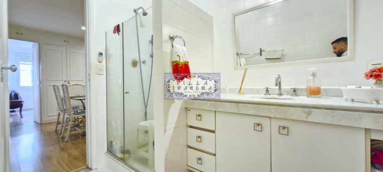 Imagem Apartamento com 3 Quartos à Venda, 120 m² em Copacabana - Rio De Janeiro Imagem Apartamento com 3 Quartos à Venda, 120 m² em Copacabana - Rio De Janeiro
