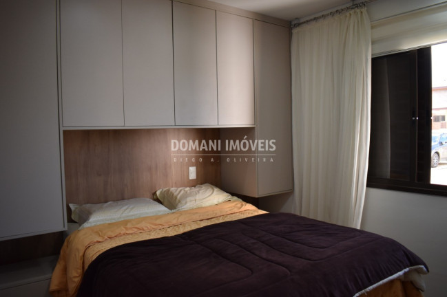 Imagem Imóvel com 2 Quartos à Venda, 58 m² em Região Do Atalaia - Campos Do Jordão Imagem Imóvel com 2 Quartos à Venda, 58 m² em Região Do Atalaia - Campos Do Jordão