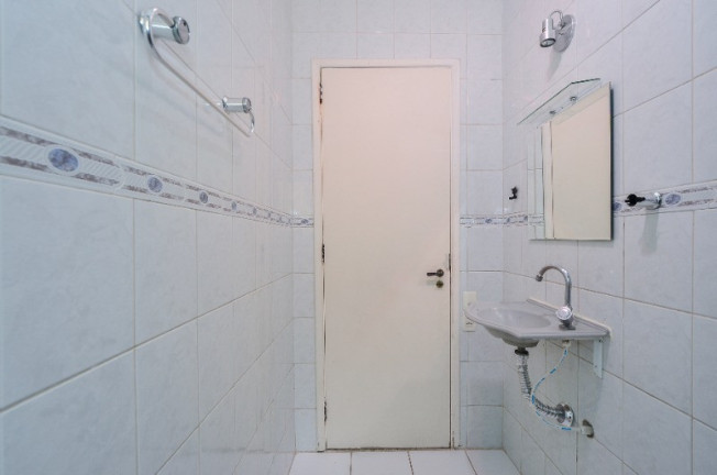 Imagem Casa com 3 Quartos à Venda, 228 m² em Jardim Monte Alegre - São Paulo