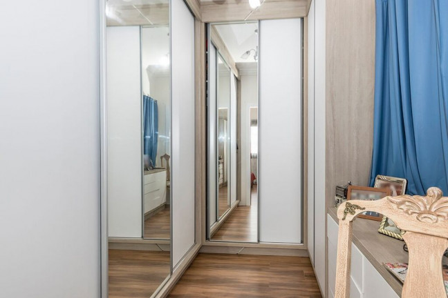 Imagem Casa com 4 Quartos à Venda, 243 m² em Partenon - Porto Alegre