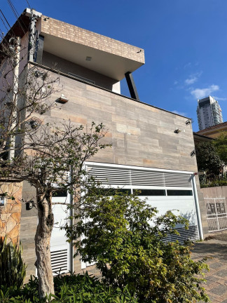 Imagem Casa com 4 Quartos à Venda, 250 m² em Vila Mariana - São Paulo Imagem Casa com 4 Quartos à Venda, 250 m² em Vila Mariana - São Paulo
