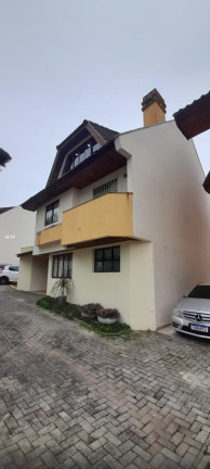 Imagem Sobrado com 3 Quartos à Venda, 147 m² em Bom Retiro - Curitiba Imagem Sobrado com 3 Quartos à Venda, 147 m² em Bom Retiro - Curitiba
