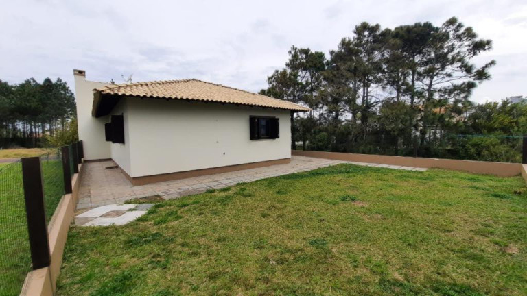 Imagem Casa com 3 Quartos à Venda,  em Village - Capao Da Canoa