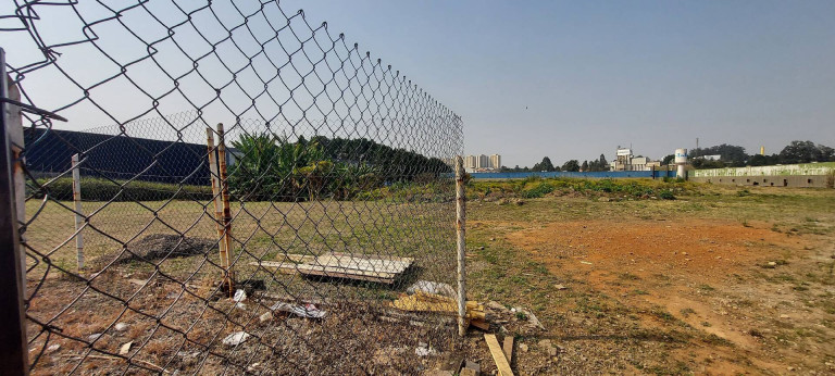 Imagem Terreno para Alugar, 10 m² em Jardim Belval - Barueri Imagem Terreno para Alugar, 10 m² em Jardim Belval - Barueri