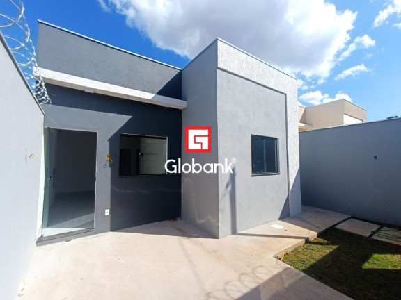 Casa com 3 Quartos à Venda,  em Renascença - Montes Claros