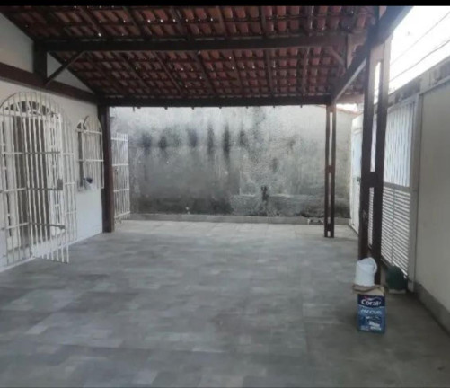 Imagem Casa com 3 Quartos à Venda, 250 m² em Alecrim - Vila Velha