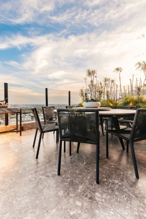 Imagem Casa com 4 Quartos à Venda, 600 m² em Residencial Mendanha - Goiânia Imagem Casa com 4 Quartos à Venda, 600 m² em Residencial Mendanha - Goiânia