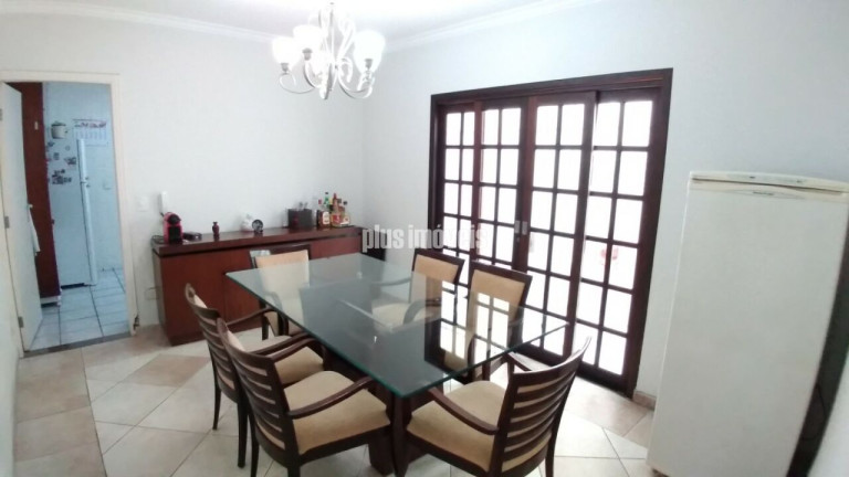 Imagem Casa com 4 Quartos à Venda, 160 m² em Jardim Aeroporto - São Paulo Imagem Casa com 4 Quartos à Venda, 160 m² em Jardim Aeroporto - São Paulo