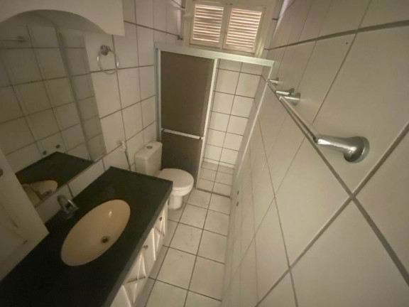 Imagem Casa com 3 Quartos à Venda, 260 m² em Montese - Fortaleza