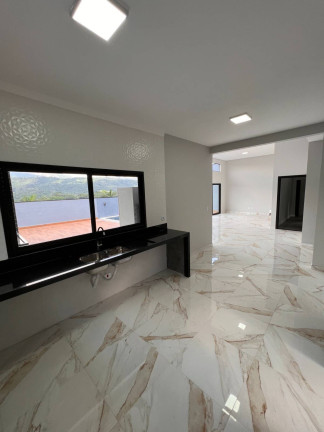 Imagem Casa com 3 Quartos à Venda, 480 m² em Jardim Estância Brasil - Atibaia Imagem Casa com 3 Quartos à Venda, 480 m² em Jardim Estância Brasil - Atibaia