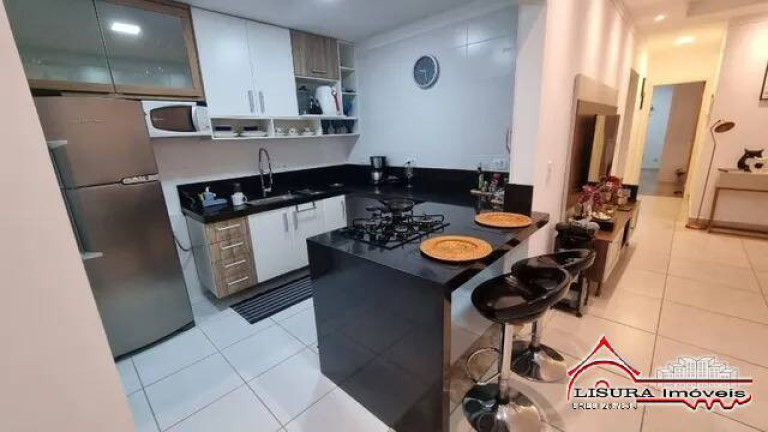 Imagem Apartamento com 3 Quartos à Venda, 92 m² em Centro - Jacareí