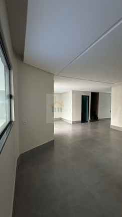 Imagem Casa com 3 Quartos à Venda, 253 m² em Residencial Barravento - Goiânia