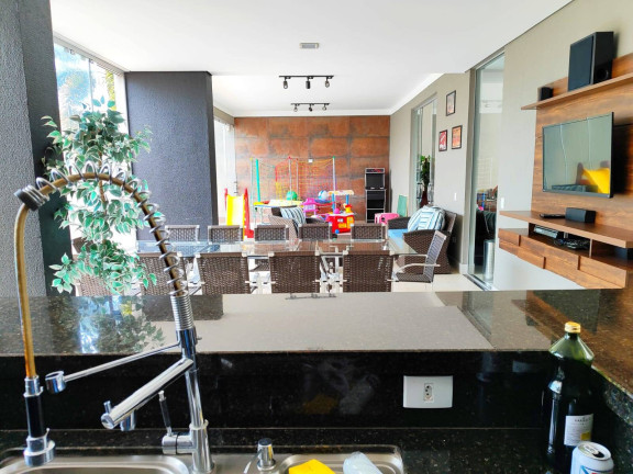 Imagem Casa com 3 Quartos à Venda, 330 m² em Arapongas Imagem Casa com 3 Quartos à Venda, 330 m² em Arapongas