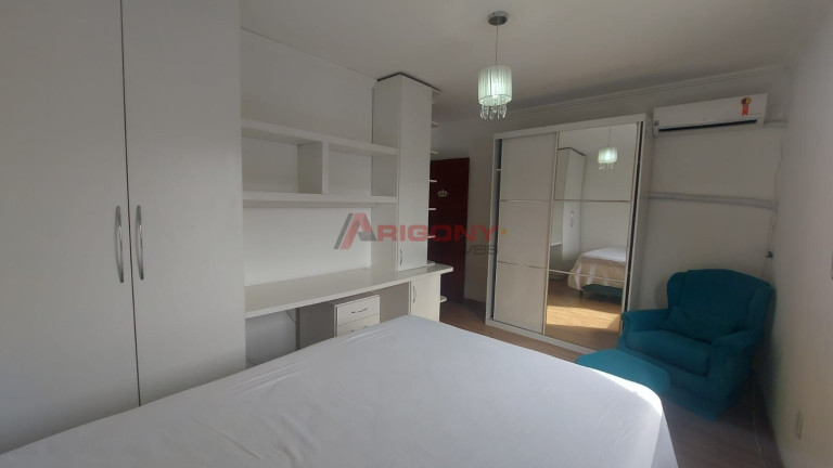 Imagem Cobertura com 3 Quartos à Venda, 167 m² em Centro - Santa Maria Imagem Cobertura com 3 Quartos à Venda, 167 m² em Centro - Santa Maria