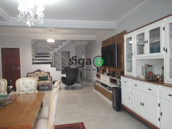 Casa com 3 Quartos à Venda, 228 m² em Morumbi - São Paulo