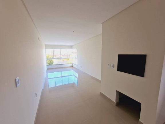 Imagem Apartamento com 2 Quartos à Venda, 72 m² em Centro