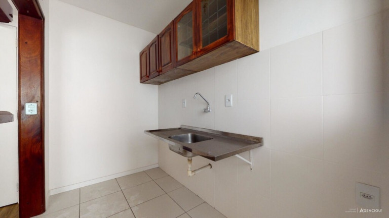 Imagem Imóvel com 1 Quarto à Venda, 37 m² em Centro Histórico - Porto Alegre Imagem Imóvel com 1 Quarto à Venda, 37 m² em Centro Histórico - Porto Alegre