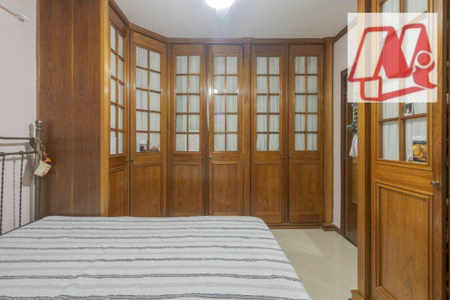 Imagem Casa com 3 Quartos à Venda, 145 m² em Ipanema - Porto Alegre Imagem Casa com 3 Quartos à Venda, 145 m² em Ipanema - Porto Alegre