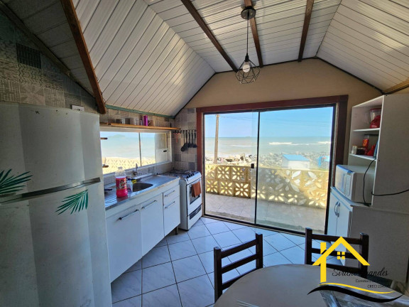 Imagem Casa com 5 Quartos à Venda, 300 m² em Centro - Balneário Barra Do Sul Imagem Casa com 5 Quartos à Venda, 300 m² em Centro - Balneário Barra Do Sul