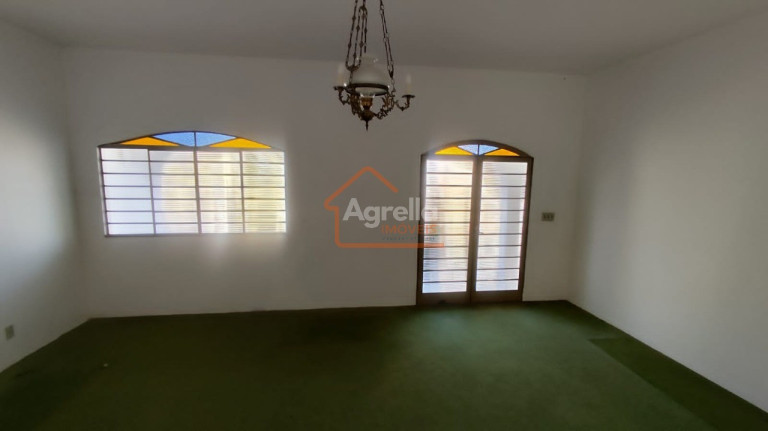 Imagem Casa com 3 Quartos à Venda, 300 m² em Jardim Longatto - Mogi Mirim Imagem Casa com 3 Quartos à Venda, 300 m² em Jardim Longatto - Mogi Mirim