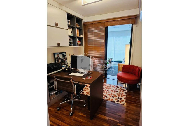 Imagem Apartamento com 4 Quartos à Venda, 184 m² em Moema - São Paulo