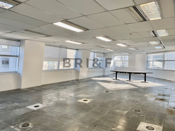 Imagem Imóvel Comercial à Venda, 160 m² em Vila Olímpia - São Paulo Imagem Imóvel Comercial à Venda, 160 m² em Vila Olímpia - São Paulo
