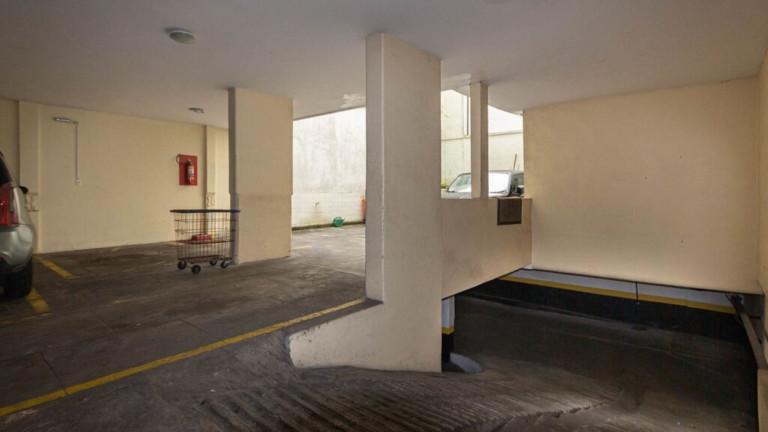Imagem Imóvel com 1 Quarto à Venda, 46 m² em Humaitá - Rio De Janeiro