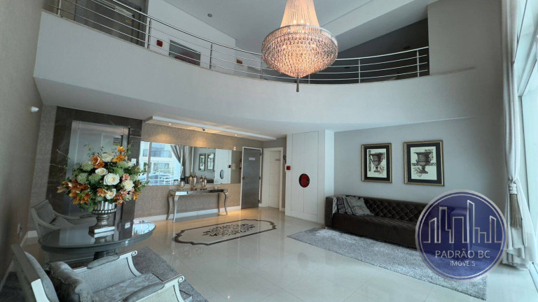 Imagem Apartamento com 3 Quartos à Venda, 132 m² em Centro - Balneário Camboriú Imagem Apartamento com 3 Quartos à Venda, 132 m² em Centro - Balneário Camboriú