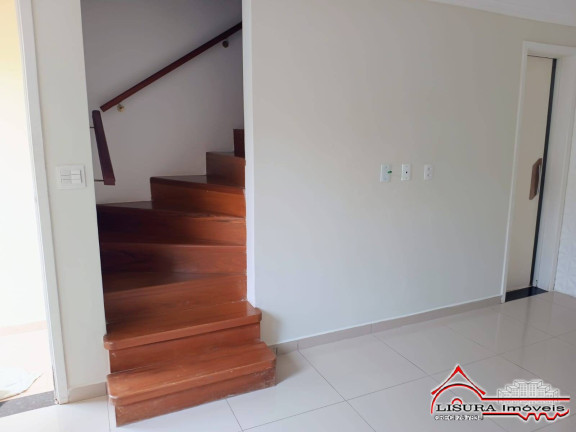 Imagem Casa de Condomínio com 2 Quartos à Venda, 56 m² em Jardim Colônia - Jacareí
