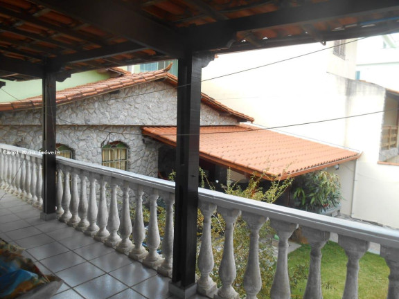 Imagem Casa com 4 Quartos à Venda, 178 m² em Linda Vista - Contagem
