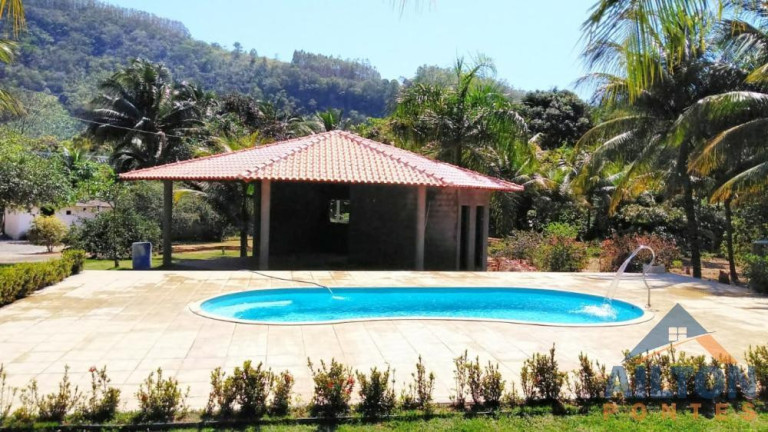 Imagem Chácara com 3 Quartos à Venda, 176 m² em Comunidade Urbana De Iguape - Guarapari