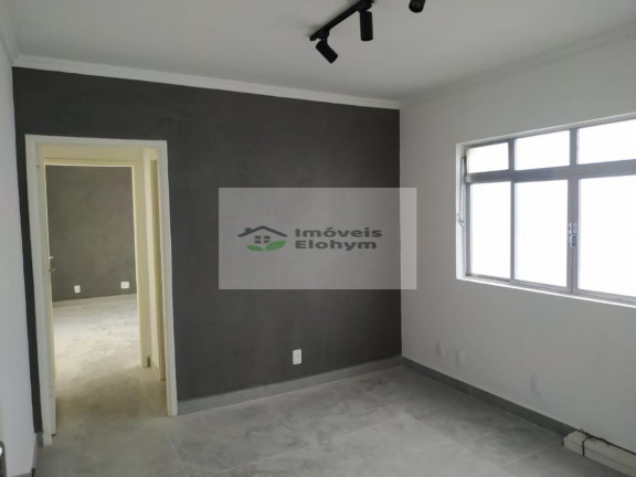 Imóvel Comercial à Venda, 32 m² em Embaré - Santos