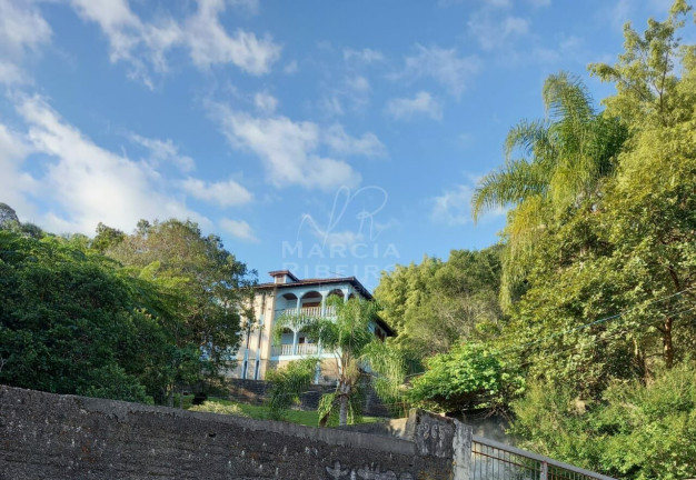 Imagem Casa com 6 Quartos à Venda, 353 m² em Itacorubi - Florianópolis