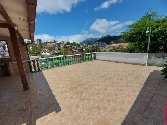 Imagem Casa com 3 Quartos à Venda, 114 m² em São Pedro - Teresópolis Imagem Casa com 3 Quartos à Venda, 114 m² em São Pedro - Teresópolis