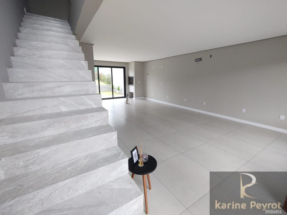 Imagem Sobrado com 3 Quartos à Venda, 131 m² em Pinheiro - São Leopoldo