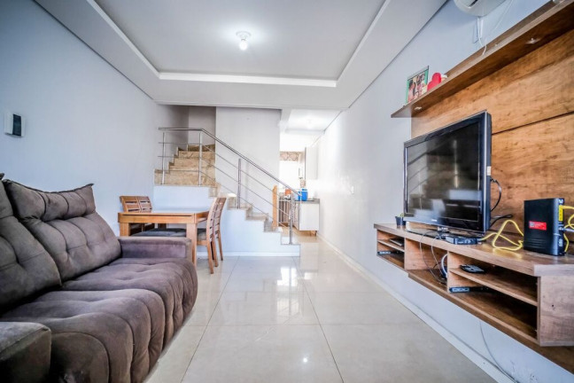 Imagem Casa com 2 Quartos à Venda, 100 m² em Jardim Itu - Porto Alegre