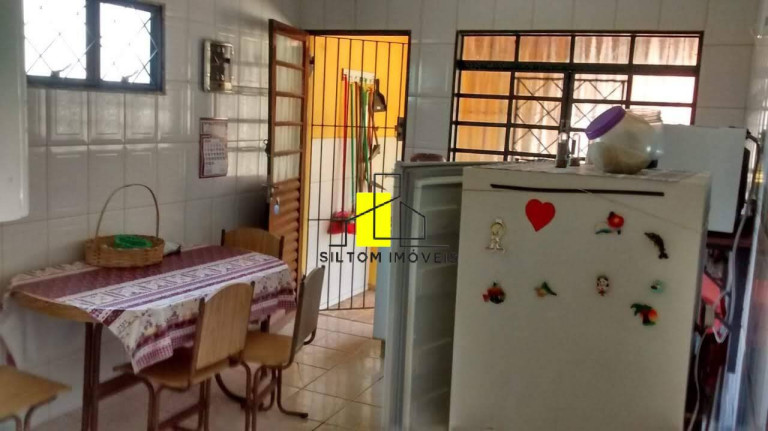 Imagem Chácara com 6 Quartos à Venda, 300 m² em Vila Caetano - Taubaté