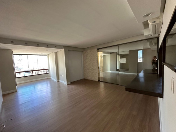 Imagem Apartamento com 2 Quartos à Venda, 80 m² em Centro - Balneário Camboriú Imagem Apartamento com 2 Quartos à Venda, 80 m² em Centro - Balneário Camboriú