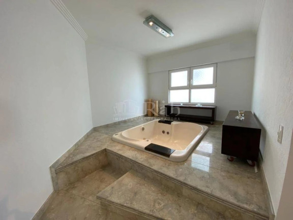 Imagem Cobertura com 4 Quartos à Venda, 421 m² em Centro - Balneário Camboriú