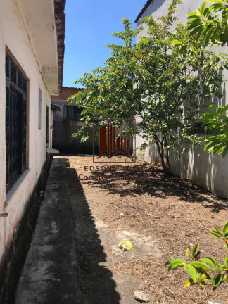 Imagem Casa com 2 Quartos à Venda, 438 m² em Bangu - Rio De Janeiro
