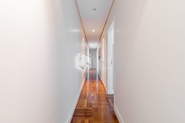 Imagem Apartamento com 3 Quartos à Venda, 303 m² em Santa Cecília - São Paulo