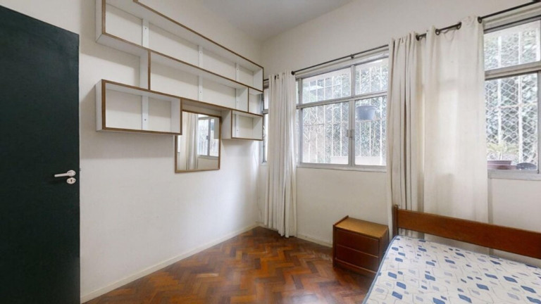 Imagem Imóvel com 3 Quartos à Venda, 93 m² em Humaitá - Rio De Janeiro Imagem Imóvel com 3 Quartos à Venda, 93 m² em Humaitá - Rio De Janeiro