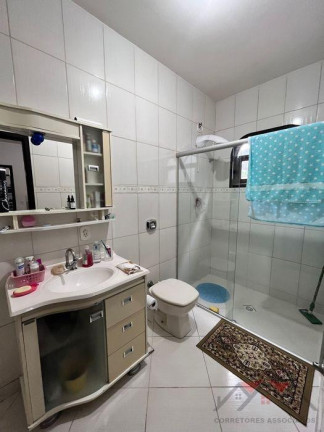 Imagem Sobrado com 3 Quartos à Venda,  em Saguaçu - Joinville