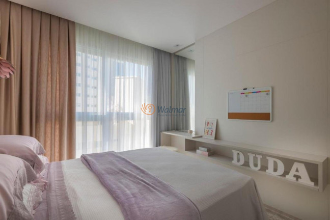 Imagem Imóvel com 3 Quartos à Venda, 182 m² em Pioneiros - Balneário Camboriú Imagem Imóvel com 3 Quartos à Venda, 182 m² em Pioneiros - Balneário Camboriú