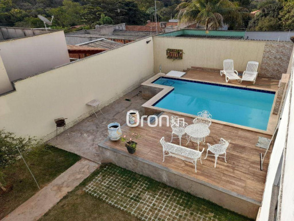 Imagem Sobrado com 5 Quartos à Venda, 470 m² em Jardim Balneário Meia Ponte - Goiânia