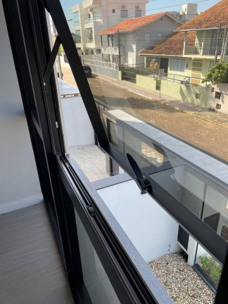 Imagem Casa com 3 Quartos à Venda, em Centro - Barra Velha Imagem Casa com 3 Quartos à Venda, em Centro - Barra Velha