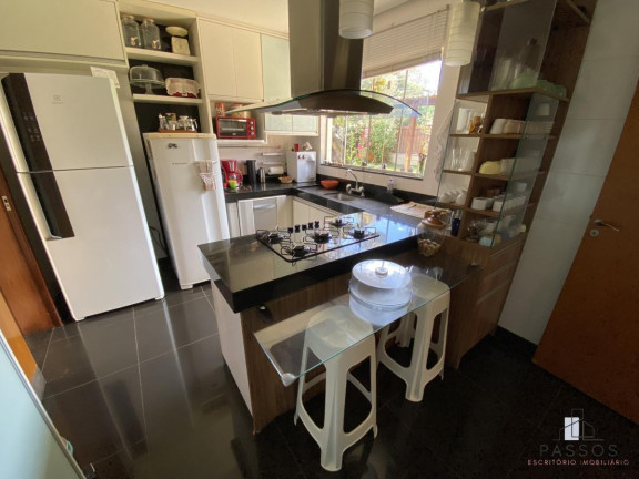 Imagem Casa de Condomínio com 3 Quartos à Venda, 340 m² em Região Dos Lagos (sobradinho) - Brasília Imagem Casa de Condomínio com 3 Quartos à Venda, 340 m² em Região Dos Lagos (sobradinho) - Brasília